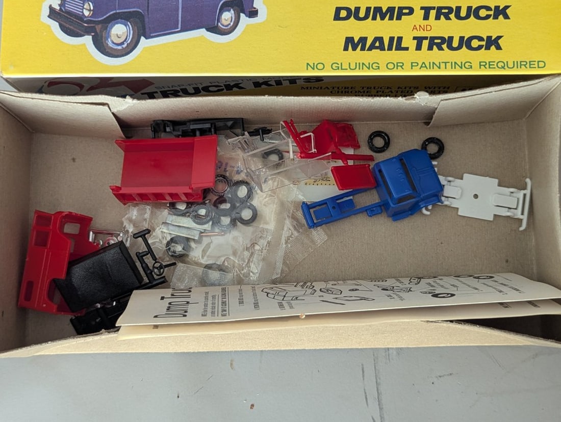 Lindberg 2 Truck Kits Fire Truck Tow Truck Dump Mail Truck Vintage Models - 6