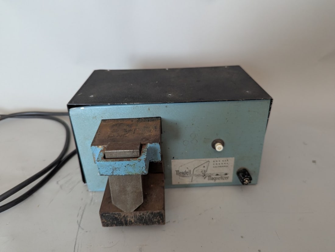 Mendell Slot Car Magnetizer Vintage Tool for Magnetizing Slot Cars Racing Gear: **Important** Please read below description on how to avoid high shipping costs. Up for auction is a Mendell Slot Car Magnetizer, specifically designed for slot cars. Measuring 6 x 10 x 8 1/2, this