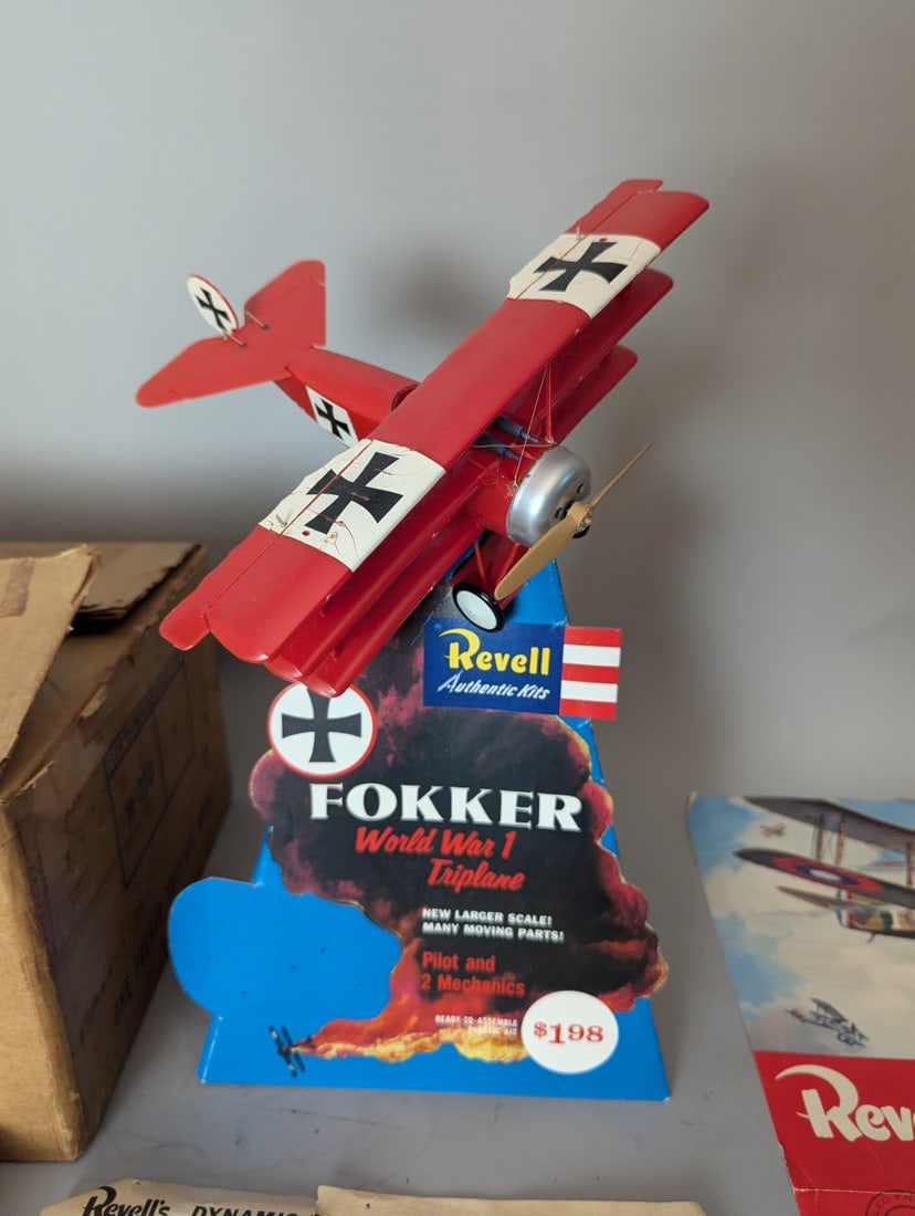 1957 Revell Fokker Triplane Model Kit Complete Store Display Set with Original Materials - 2
