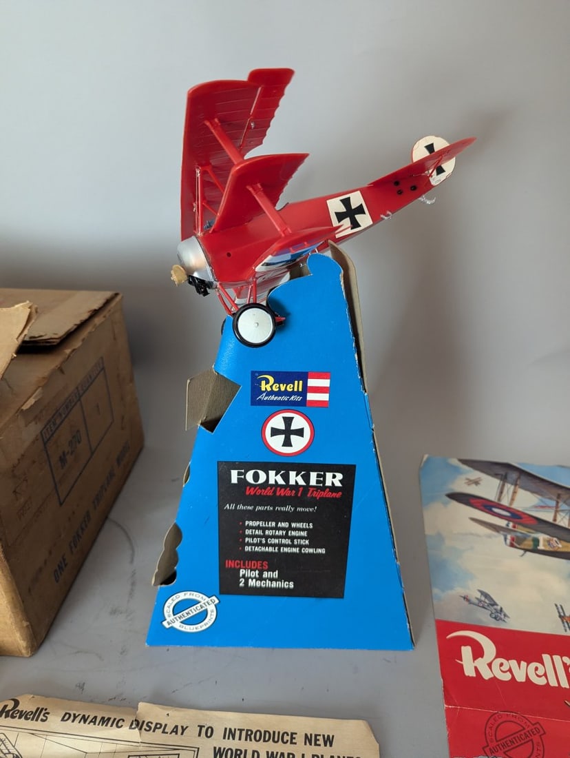 1957 Revell Fokker Triplane Model Kit Complete Store Display Set with Original Materials - 3