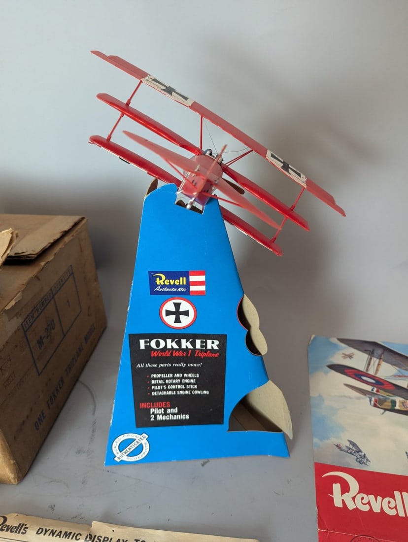 1957 Revell Fokker Triplane Model Kit Complete Store Display Set with Original Materials - 4