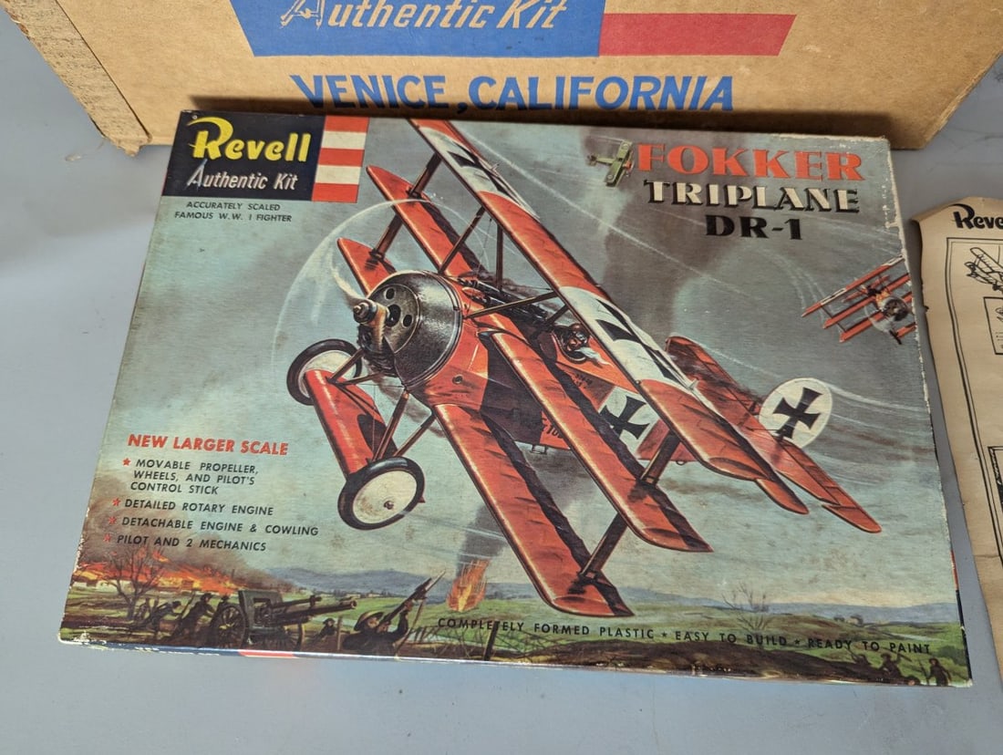 1957 Revell Fokker Triplane Model Kit Complete Store Display Set with Original Materials - 7