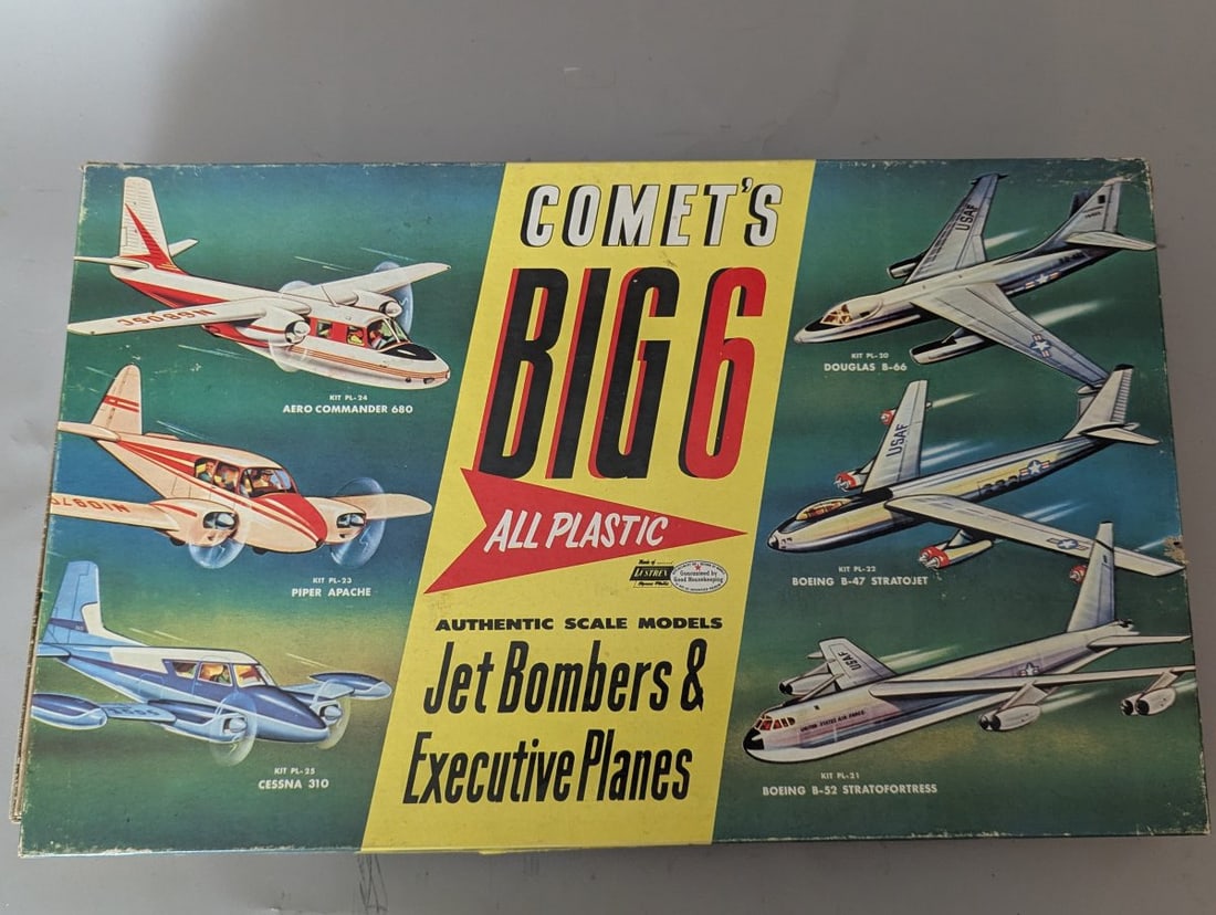 Comet's Big 6 Jet Bombers & Executive Planes Model Kit Set Vintage Collectible - 2