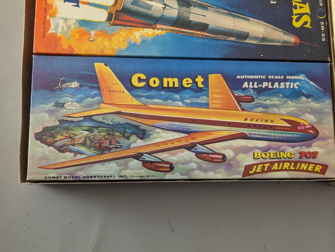Comet Victory in Space Promotional Gift Set Model Kits for Stanley Home Products - 5