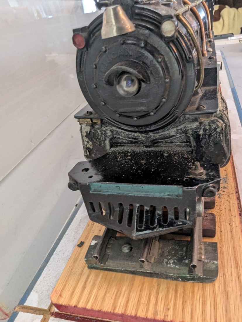 American Flyer Pre-War Standard Gauge 4-6-2 Pacific Steam Locomotive with Tender - 4