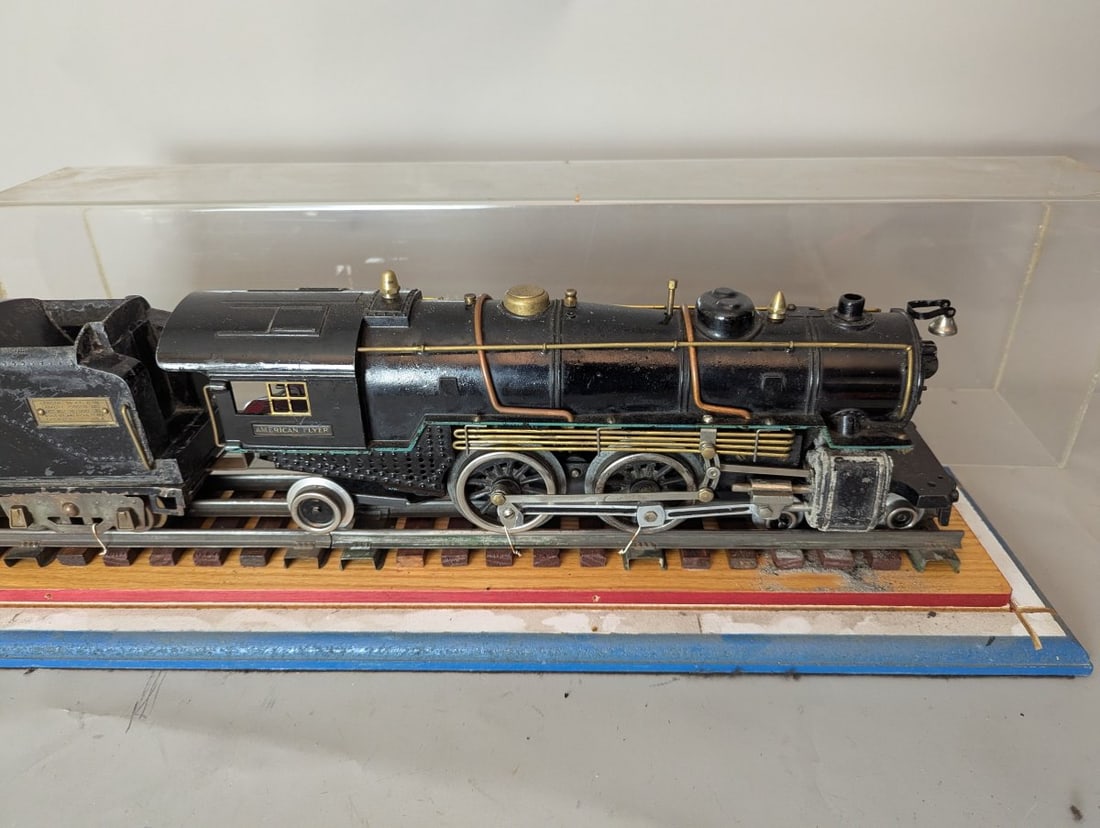 American Flyer Pre-War Standard Gauge 4-6-2 Pacific Steam Locomotive with Tender - 7
