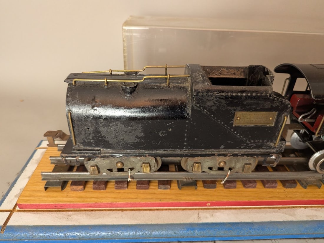 American Flyer Pre-War Standard Gauge 4-6-2 Pacific Steam Locomotive with Tender - 8