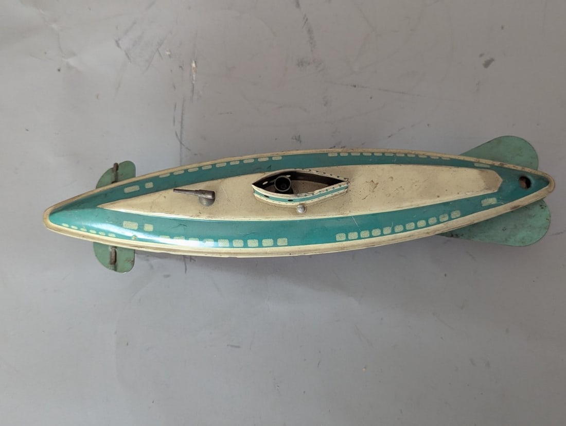 Wolverine No. 275 Tin Litho Wind-Up Submarine Vintage Collectible Mechanical Toy - 2
