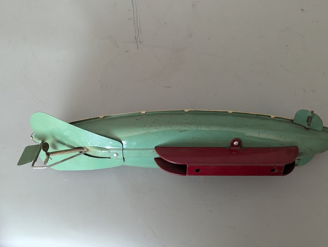 Wolverine No. 275 Tin Litho Wind-Up Submarine Vintage Collectible Mechanical Toy - 4