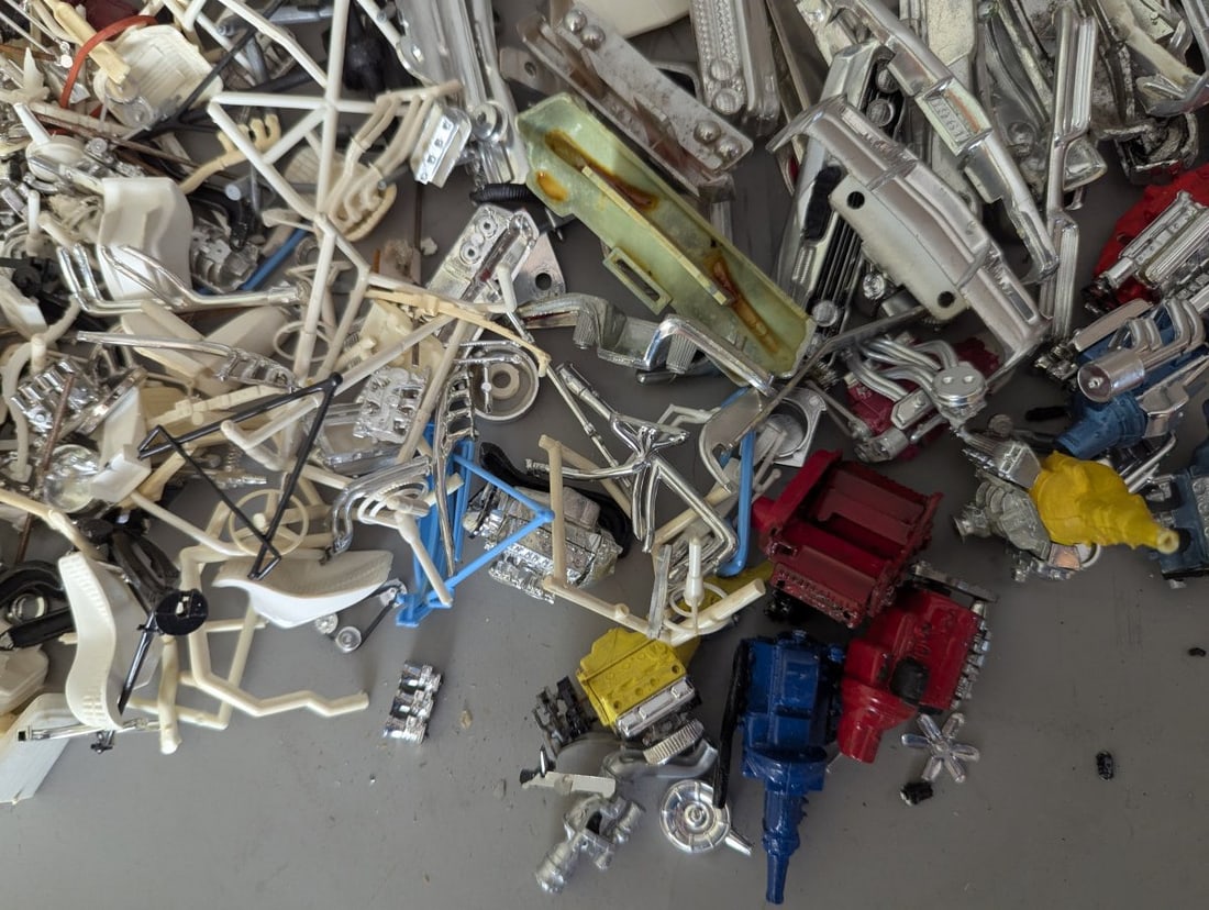 Large Lot of Vintage Plastic Model Car Parts AMT MPC Revell Hobby Restoration Kitbashing - 4