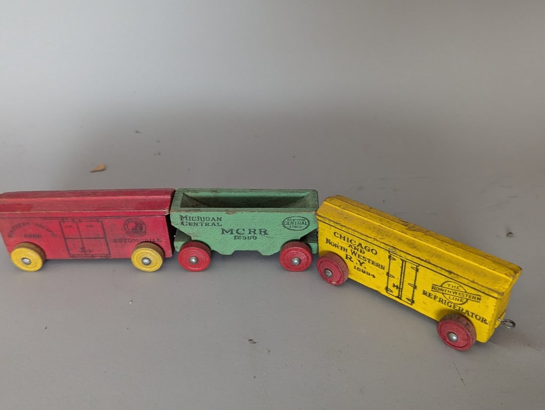 Vintage Strombecker American Fast Freight Wooden Toy Train Set with Original Box - 5