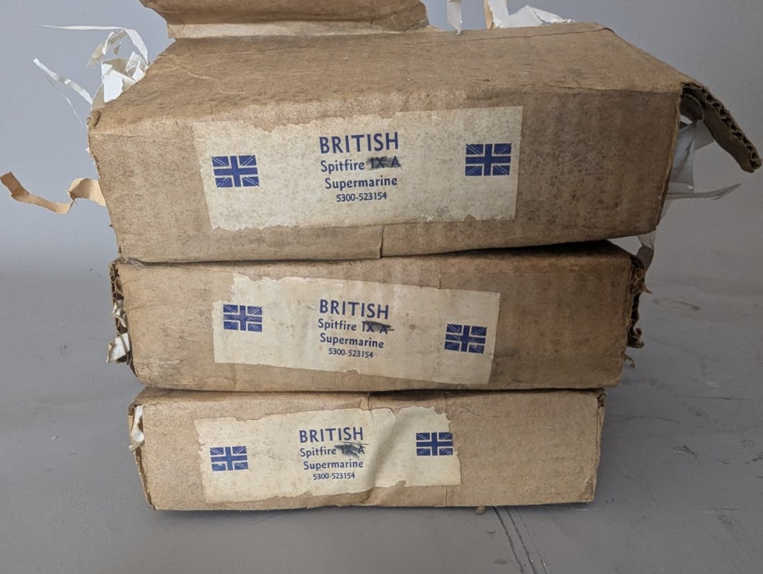 WWII Supermarine Spitfire IX A Recognition Model Lot With Original Boxes - 5