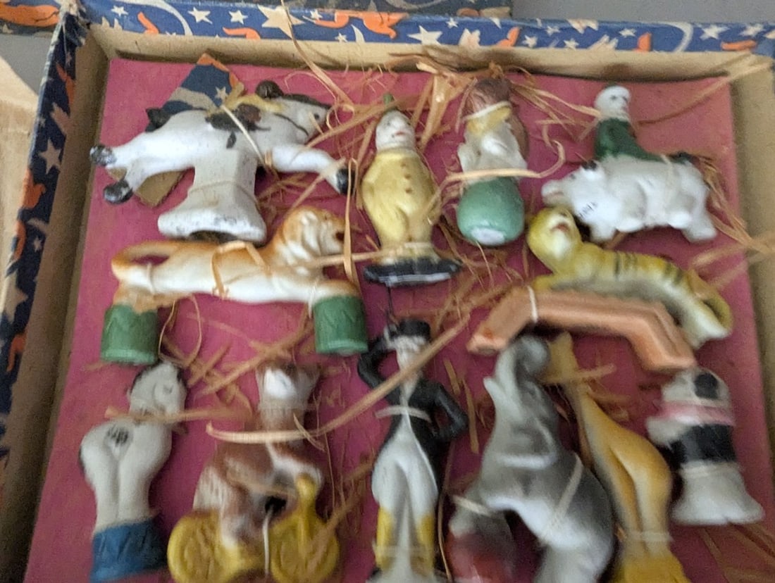 Vintage Japanese Bisque Miniature Figures Set in Original Box with Celestial Design - 2