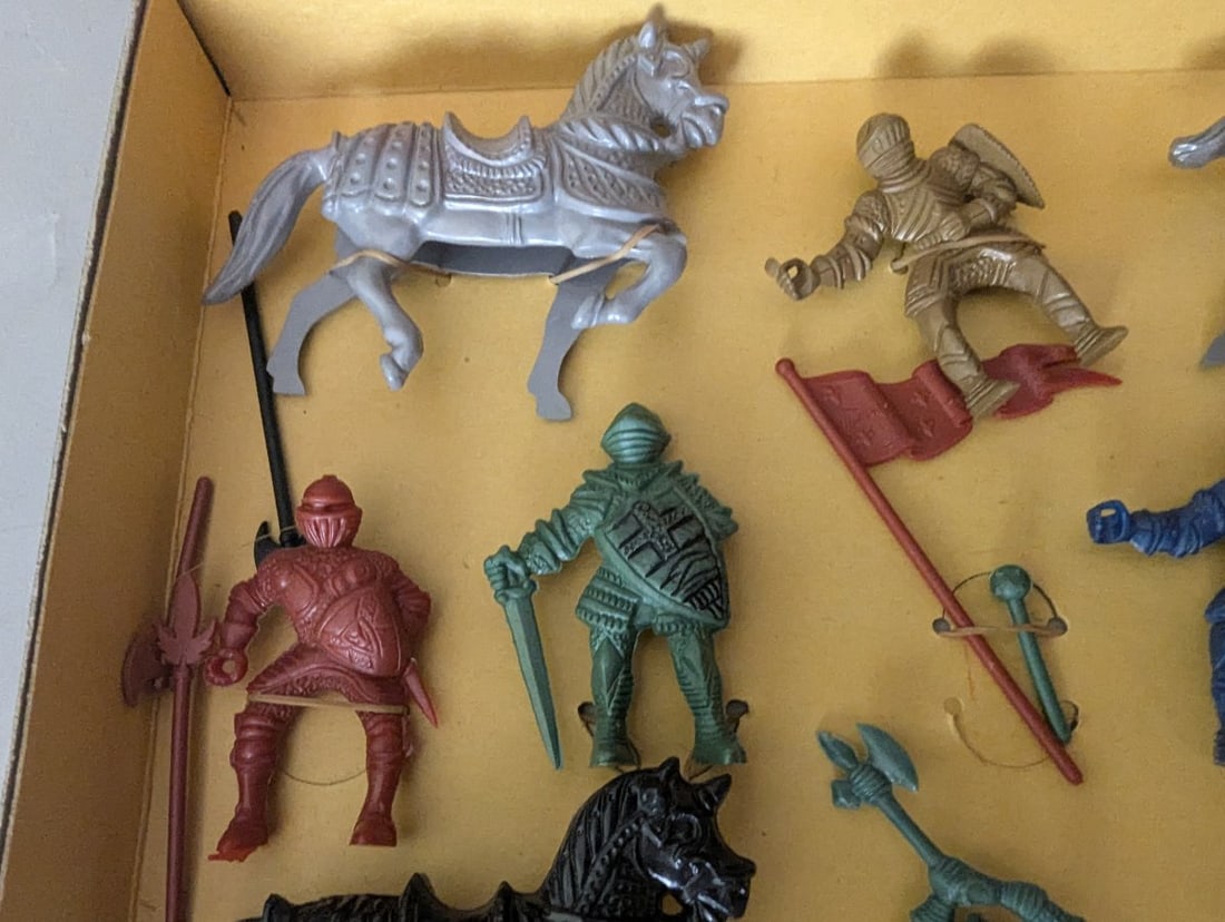 Lido Kings Knights Toy Soldier Playset Vintage New Old Stock Collectible Figures - 4