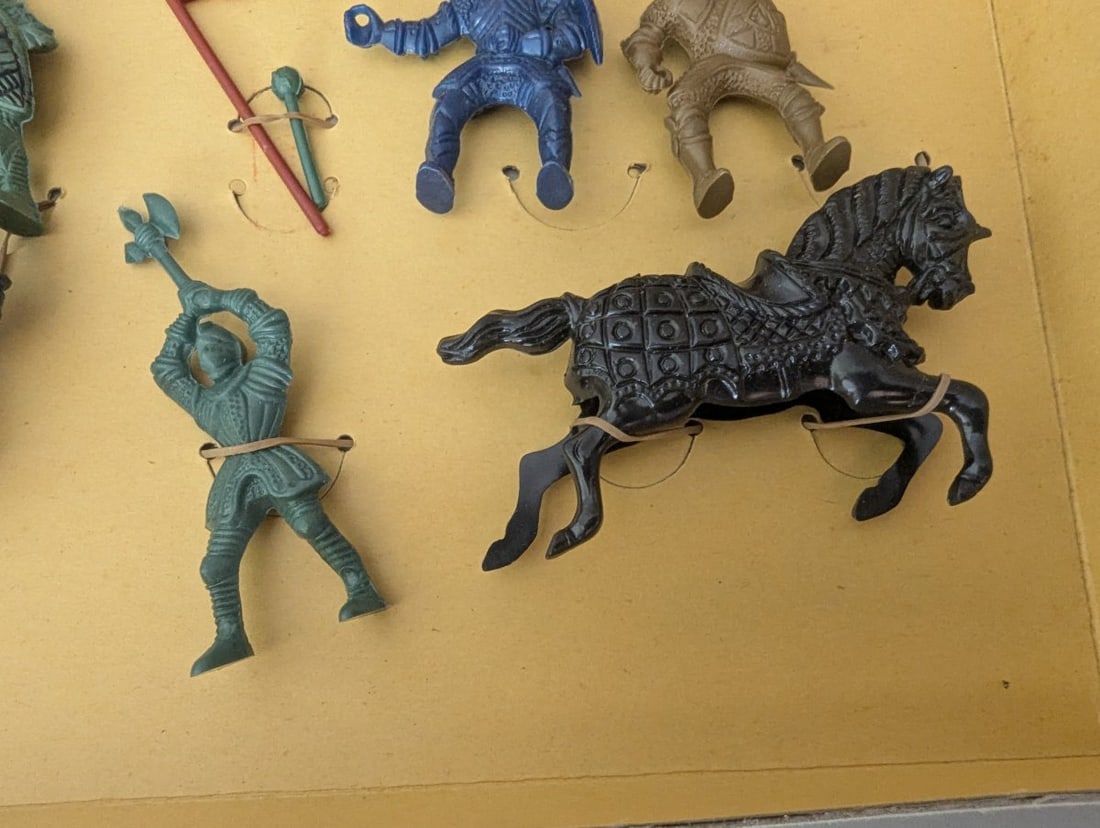 Lido Kings Knights Toy Soldier Playset Vintage New Old Stock Collectible Figures - 6