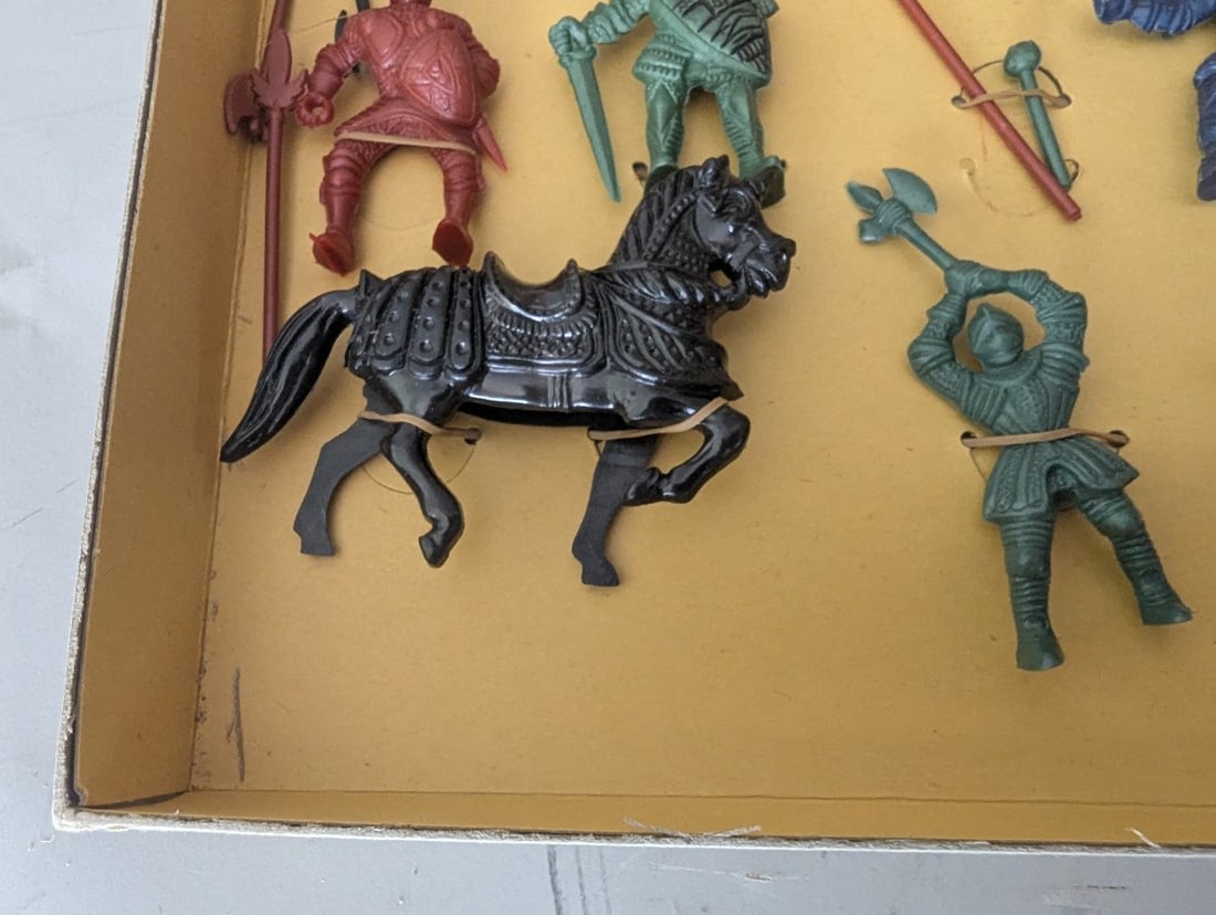 Lido Kings Knights Toy Soldier Playset Vintage New Old Stock Collectible Figures - 7