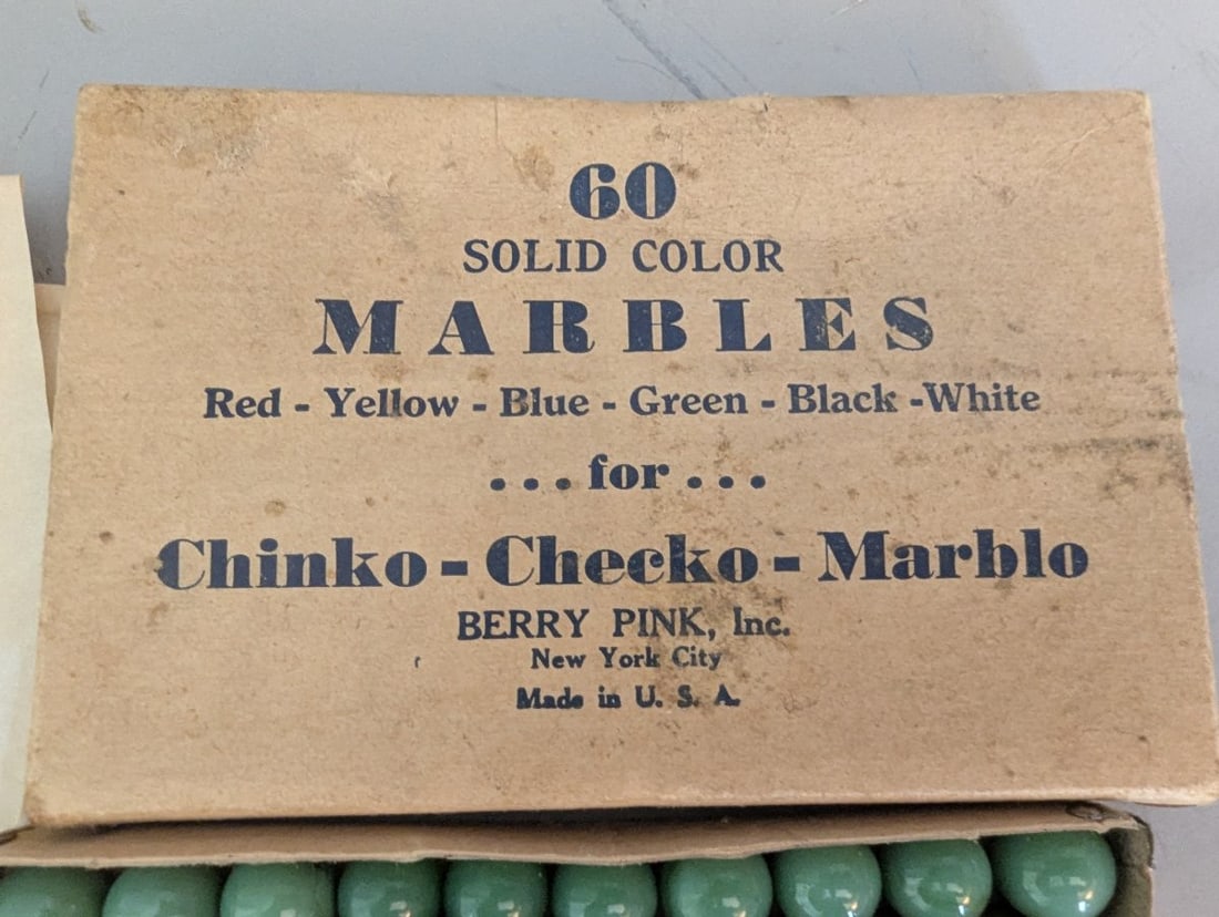 Vintage Berry Pink Inc. Chinko-Checko-Marblo 60 Solid Color Marbles Set NOS - 2