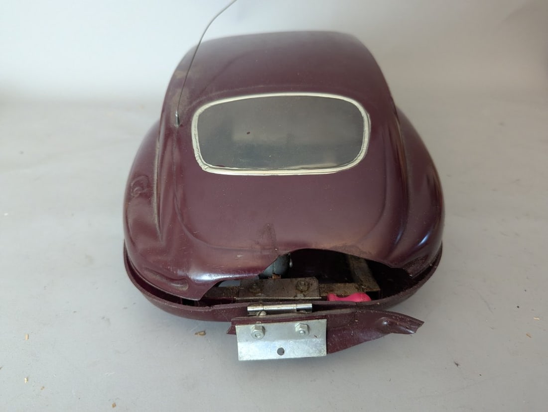Vintage Pleasant Metallic Model 1/8 Scale Jaguar E-Type R.C. Car Kit Konishi Works - 4