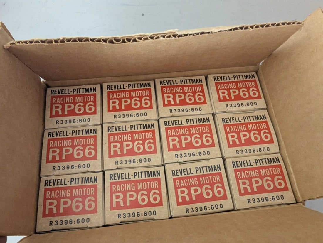Revell Pittman RP66 Racing Motors Lot of 12 New Old Stock in Original Shipping Box - 4