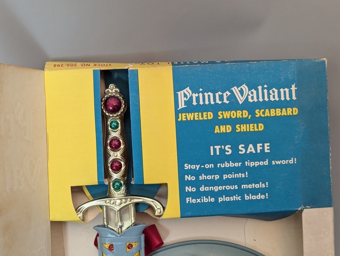 Vintage Mattel Prince Valiant Jeweled Sword Scabbard Shield Set Collectible Toy - 2