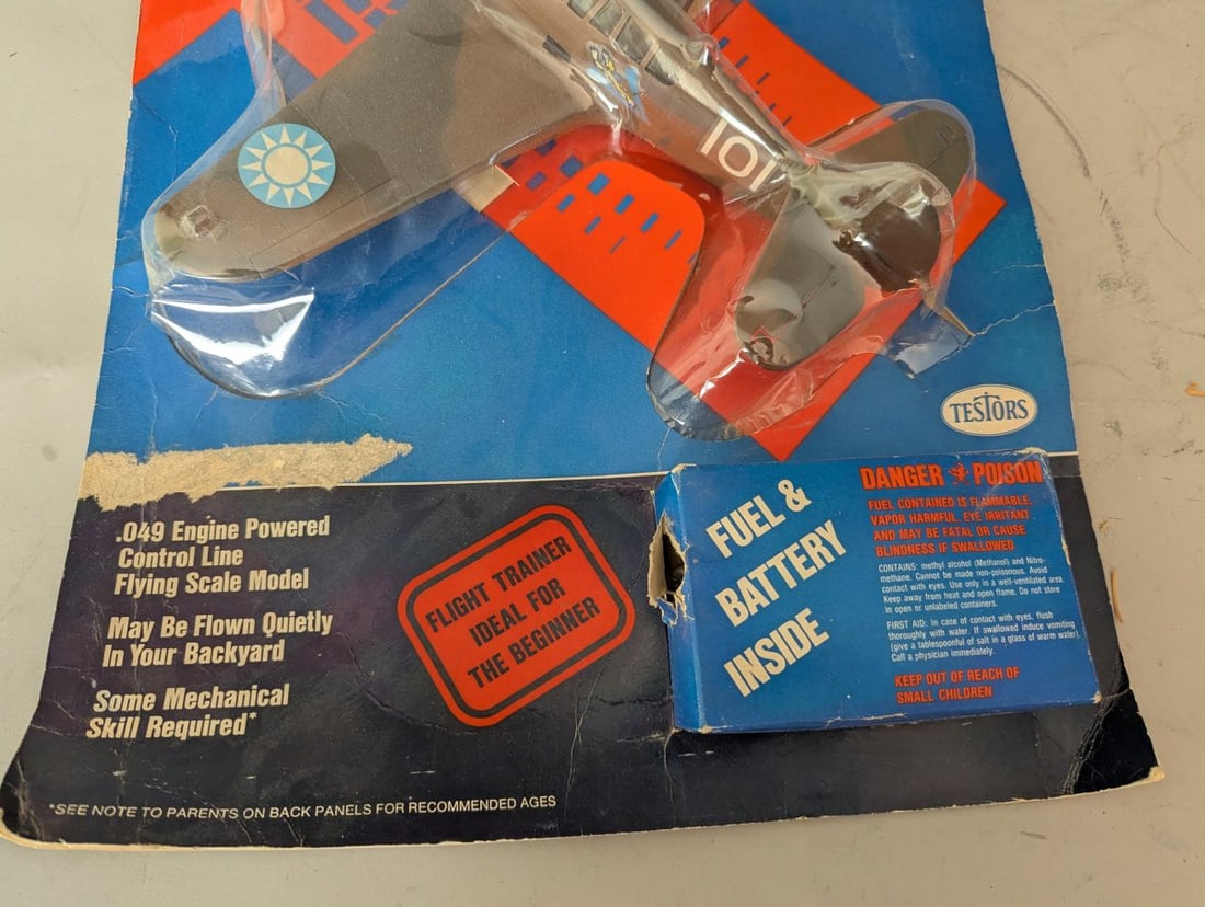 Testors Fly'em P-40E Warhawk .049 Control Line Model Airplane Vintage Collectible - 4