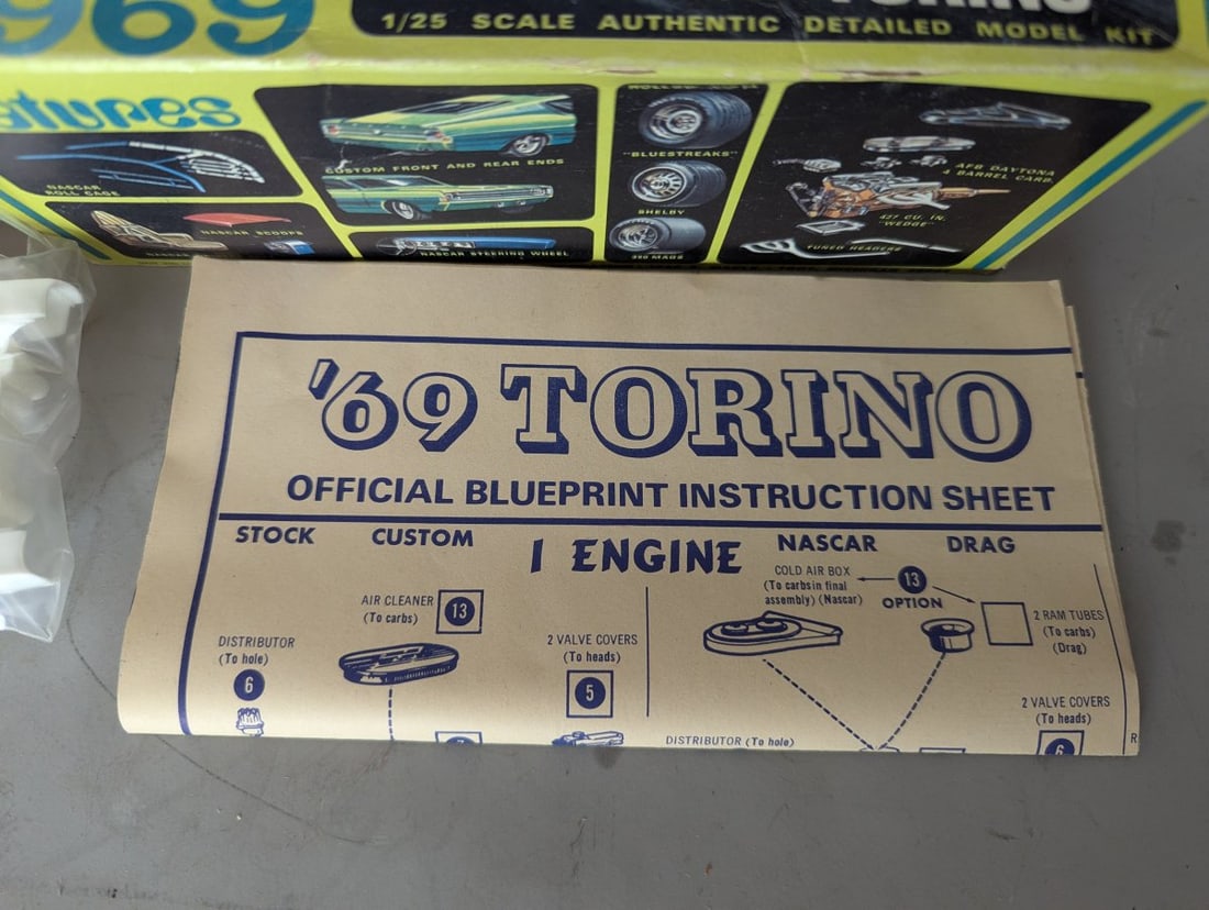 AMT 1969 Ford Torino 1/25 Scale Model Kit No. T151-200 Vintage Collector Parts Builder - 6