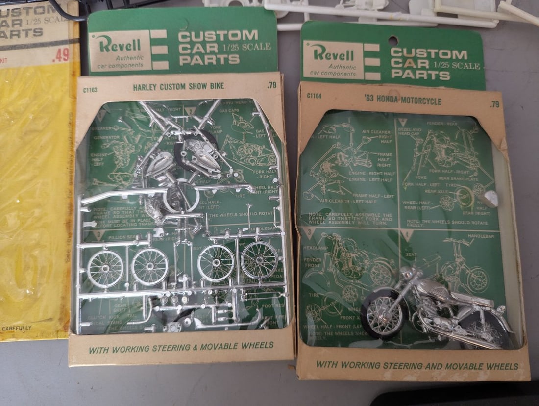 Revell Vintage Motorcycle Kits Collection 1/25 Scale NOS & Parts Lot for Collectors - 3