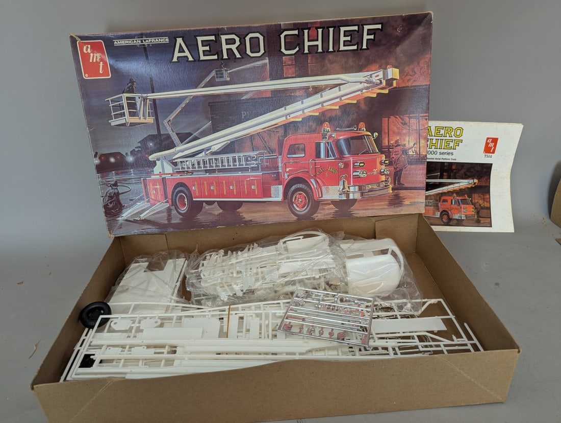 AMT American LaFrance Aero Chief 1000 Series Model Kit Vintage T514 Unbuilt Model: **Important** Please read below description on how to avoid high shipping costs. Discover this AMT American LaFrance Aero Chief 1000 Series Model Kit (No. T514) in New Old Stock condition. With