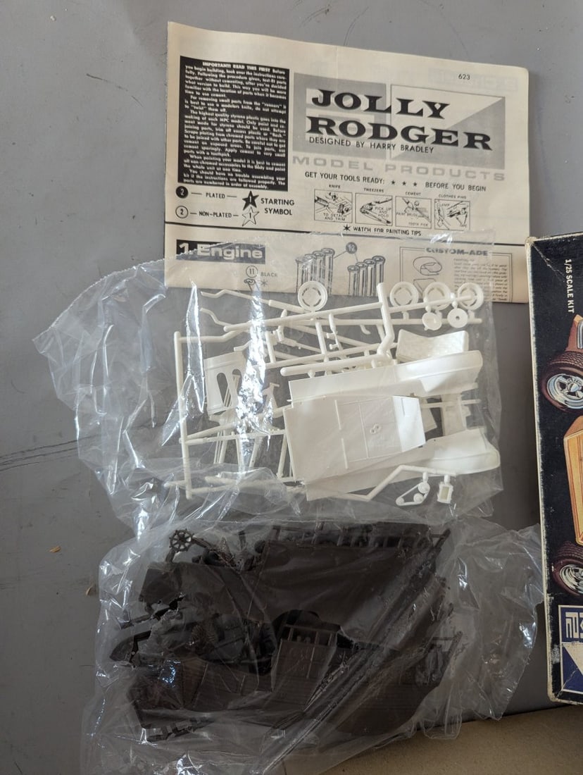 MPC Jolly Rodger Model Kit 1/25 Scale Harry Bradley Vintage Unbuilt Collectible - 3