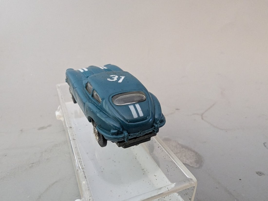 Vintage Marx HO Scale Jaguar XKE Slot Car with Original Plastic Case Collectible Toy - 4