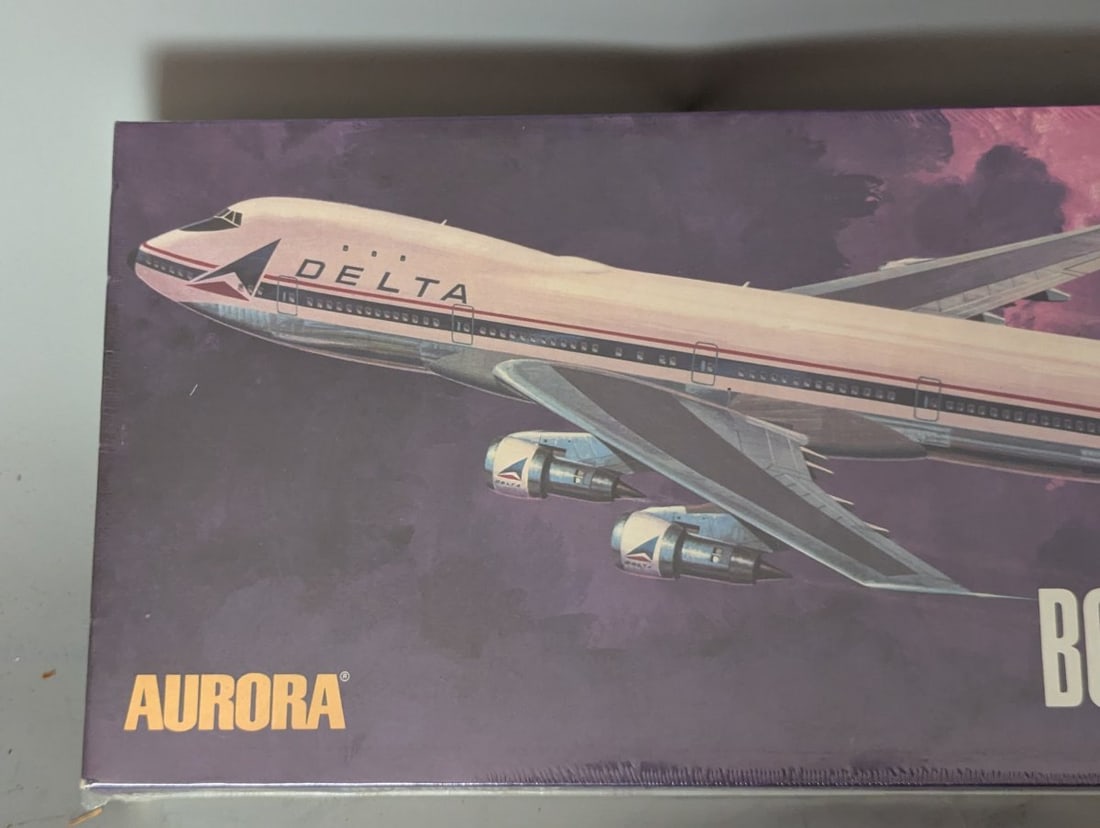 Aurora Delta Airlines Boeing 747 Jumbo Jet 1/156 Scale Model Kit Vintage NOS Sealed - 2