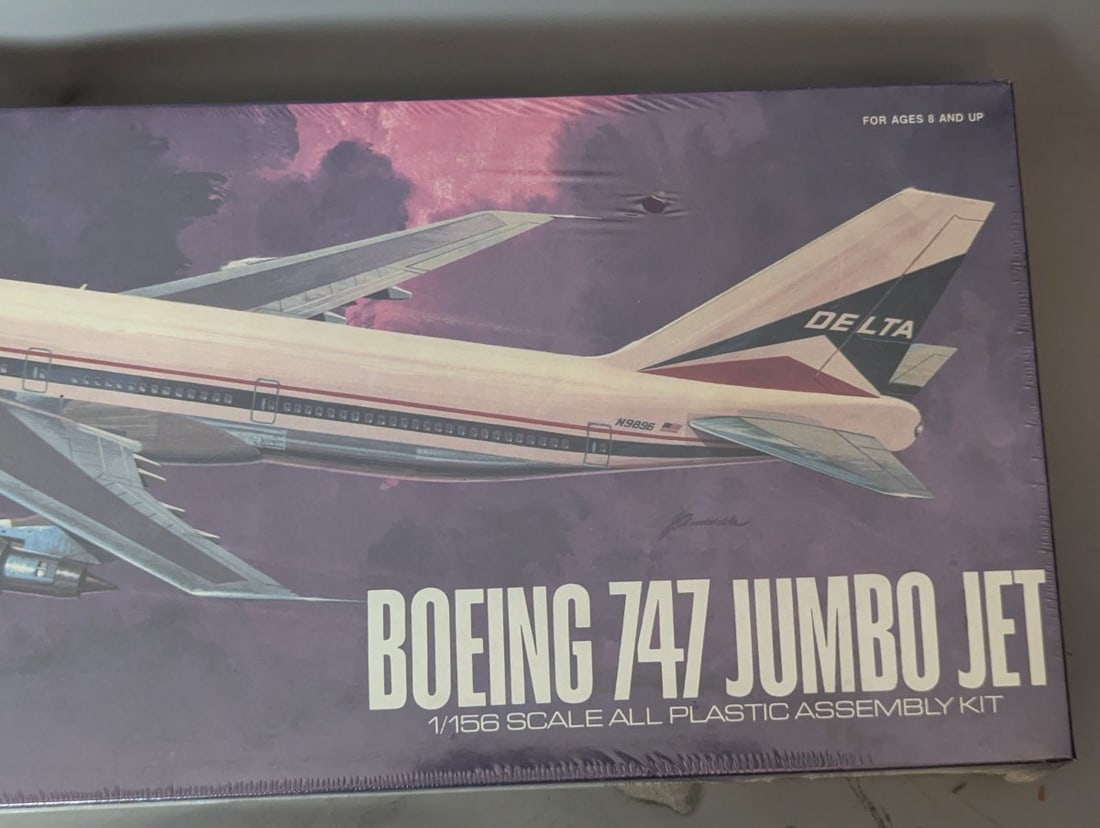 Aurora Delta Airlines Boeing 747 Jumbo Jet 1/156 Scale Model Kit Vintage NOS Sealed - 3