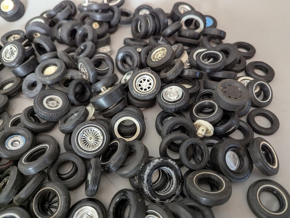 Large Lot of Assorted Model Kit Wheels and Tires for 1/24 1/25 Scale Projects - 5