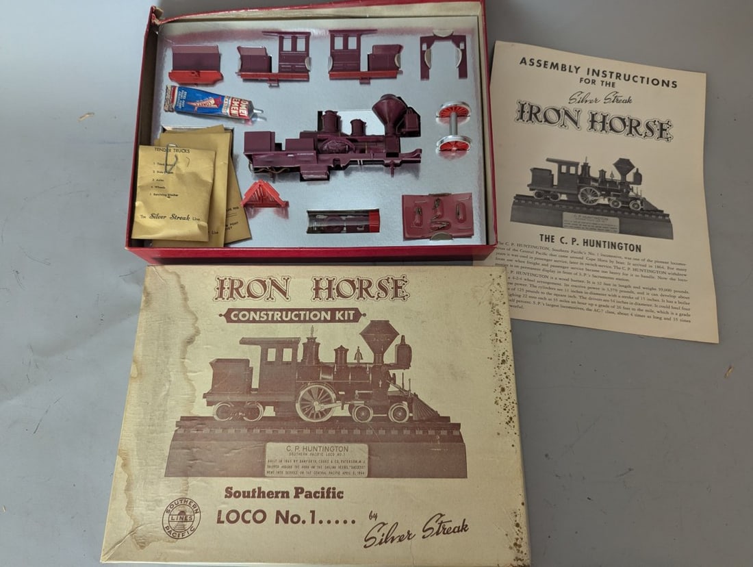 Silver Streak Iron Horse C.P. Huntington Loco No. 1 Model Kit Vintage Construction: **Important** Please read below description on how to avoid high shipping costs. This is a rare find: a Silver Streak Iron Horse C.P. Huntington Loco No. 1 Construction Kit, measuring 12 x 9 x 2