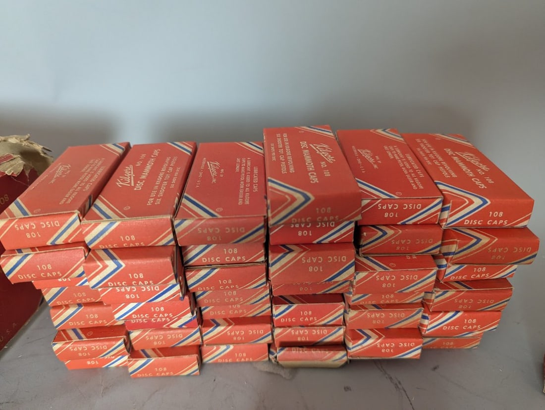 Lot of Kilgore Inc No 108 Disc Mammoth Caps New Old Stock Toy Caps 60 Count - 2