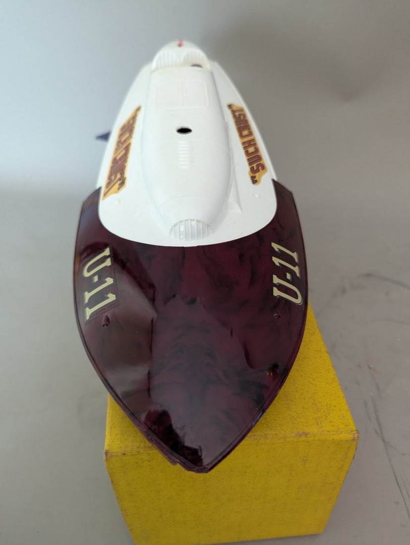 Gold Cup Model Boats Co Such Crust U-11 Windup Toy Boat Operational with Box and Key - 3