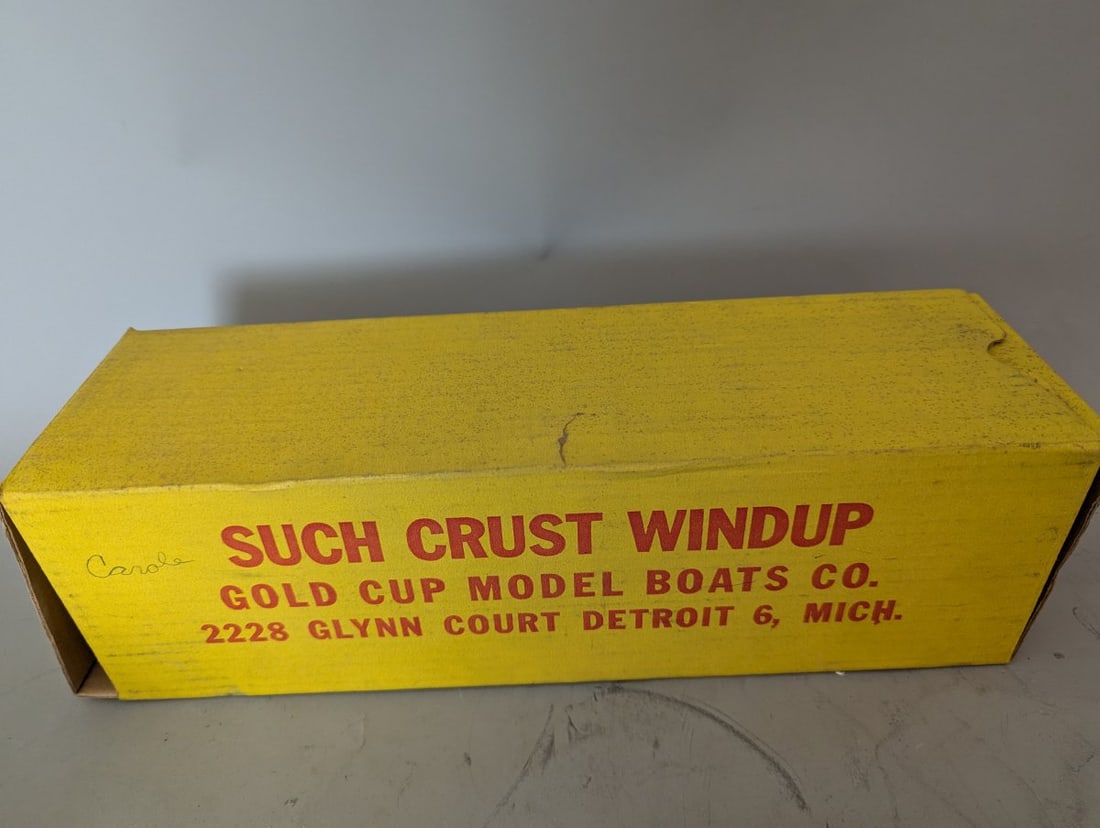 Gold Cup Model Boats Co Such Crust U-11 Windup Toy Boat Operational with Box and Key - 8