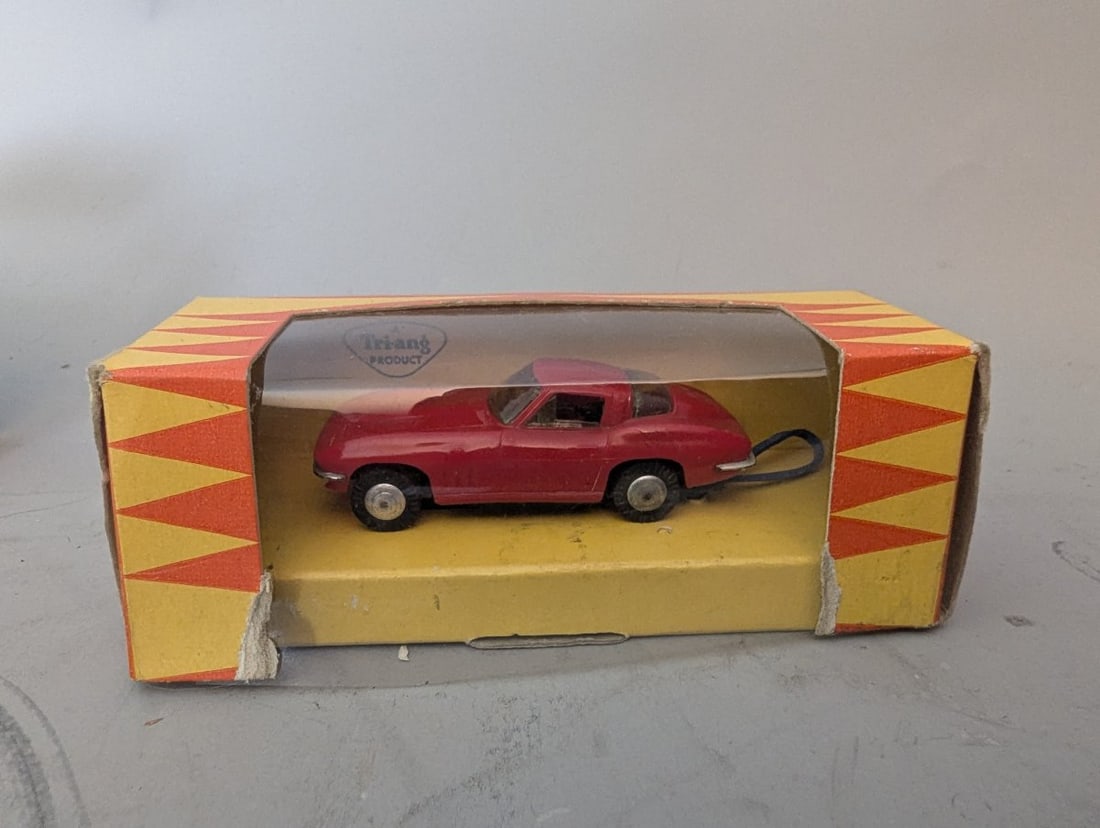 Tri-ang Minic M 1577 Chevrolet Stingray Toy Car Vintage Collectible New Old Stock: **Important** Please read below description on how to avoid high shipping costs. This vintage Tri-ang Minic M 1577 Chevrolet Stingray toy car is a remarkable find for collectors. With dimensions of 5