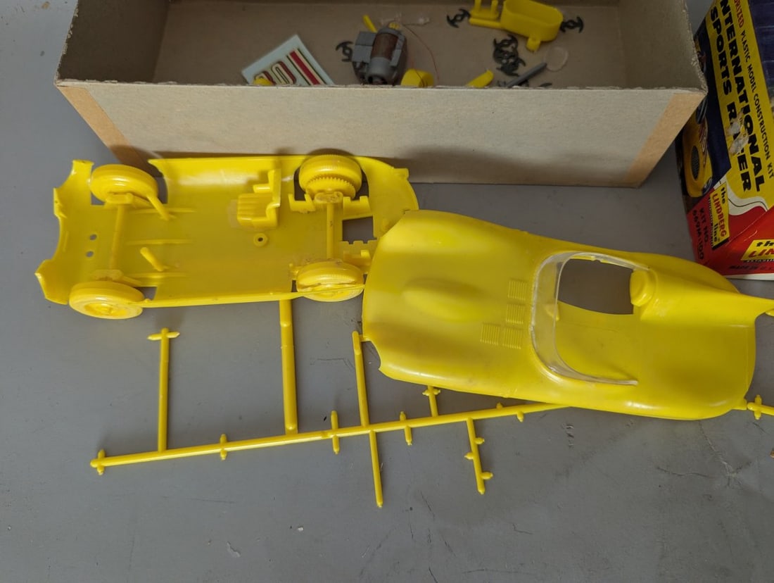Lindberg Line Motorized International Sports Racer Model Kit by Ray Gaedke Vintage Collectible - 4