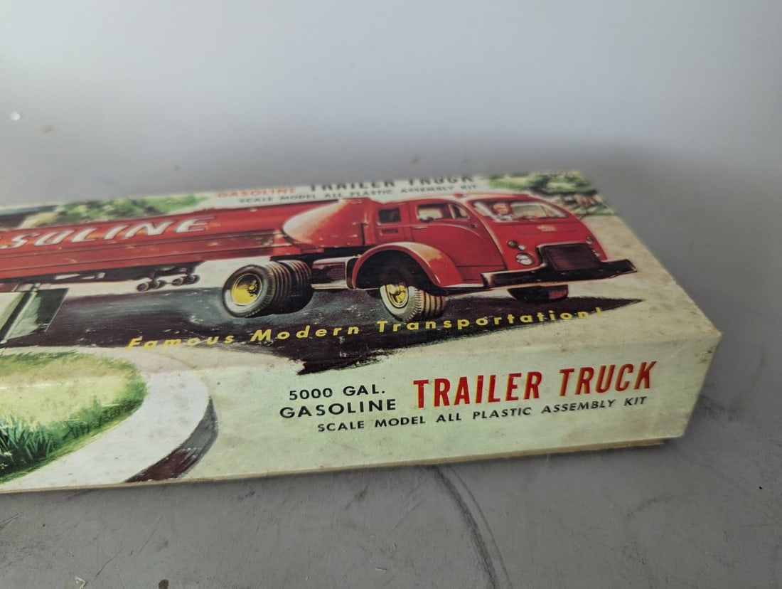 Vintage Aurora 5000 Gal Gasoline Trailer Truck Model Kit No 501-69 New Old Stock - 7