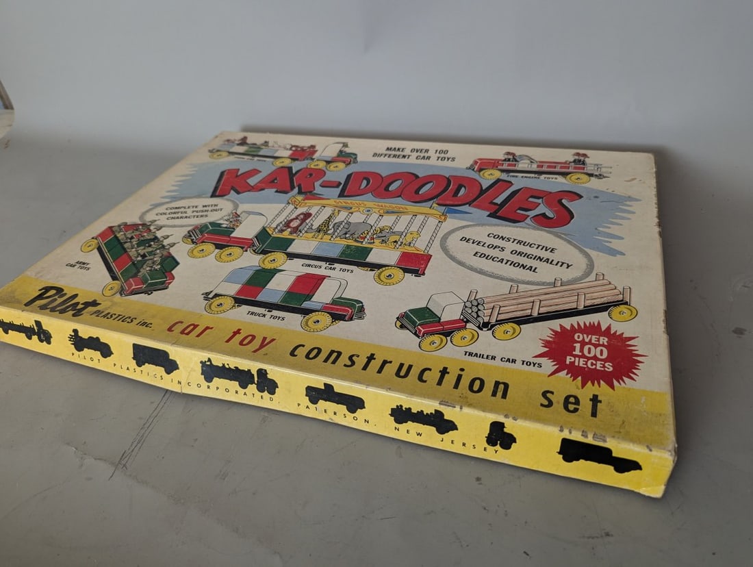 Kar-Doodles Car Toy Construction Set by Pilot Plastics Inc. Vintage Unpunched - 6