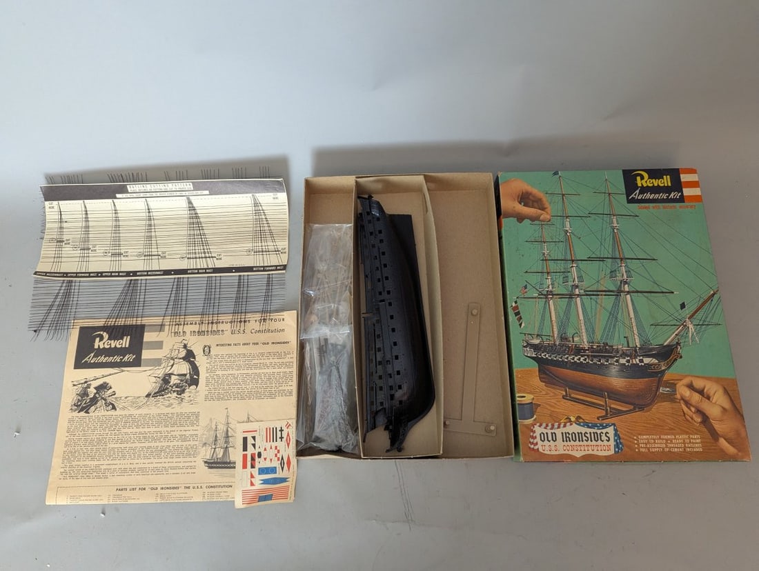 Vintage Revell USS Constitution Old Ironsides Plastic Model Kit H-304 Unbuilt Collectible (1 of 6)
