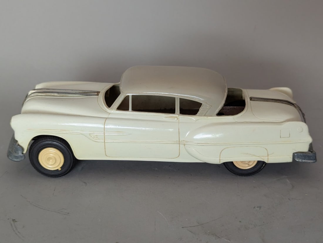 Vintage 1950 Pontiac Chieftain Promotional Friction Toy Car by AMT Ford AMT Collectible - 5