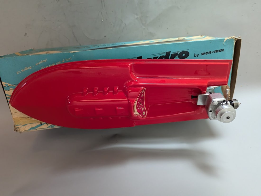 Vintage 1955 Wen-Mac Corvette Hydro Gas Powered Toy Boat with Original Box - 2