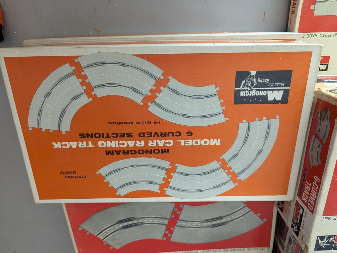 Monogram NOS Slot Car Track Lot with Various Types from the 1960s for Collectors and Hobbyists - 2