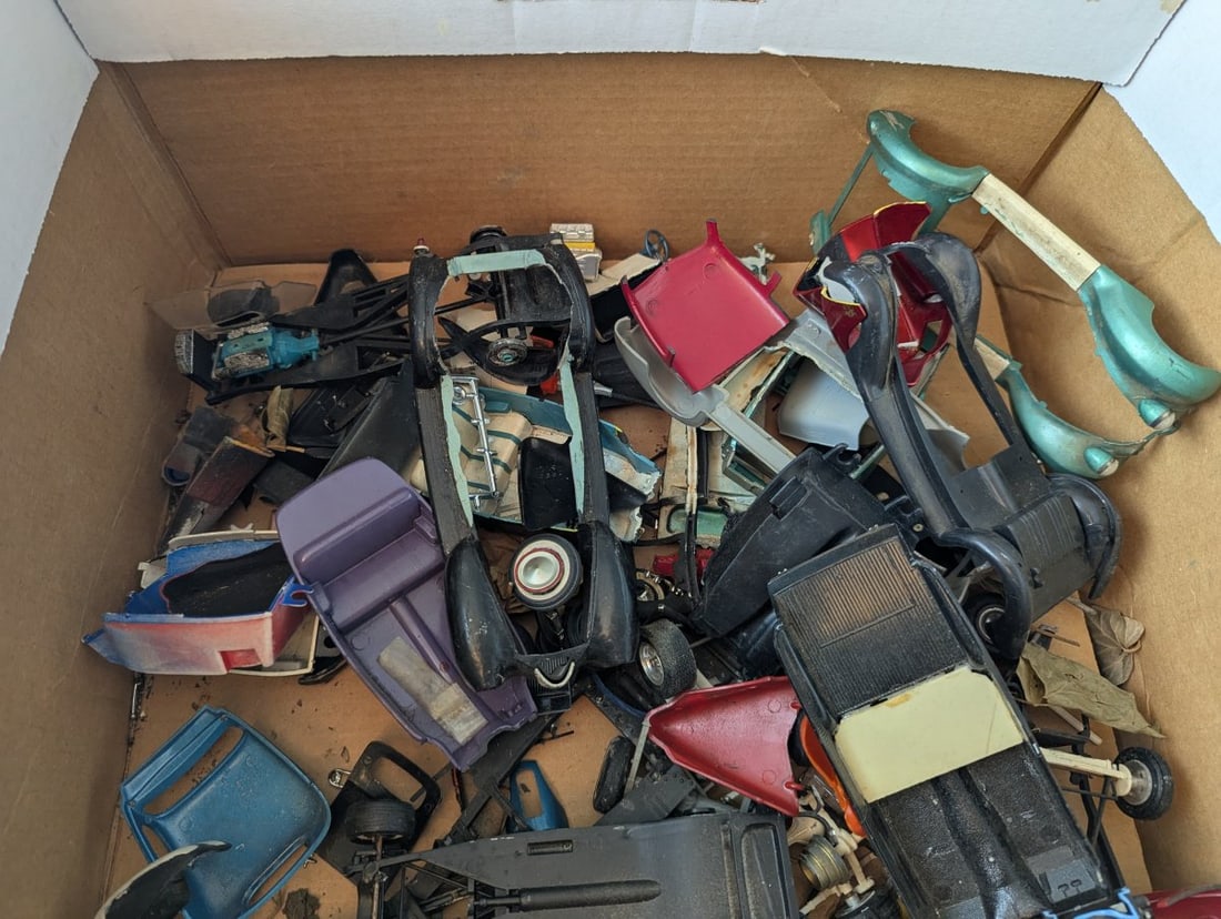 Large Lot of Vintage Model Car Parts Chassis Bodies Assortment for Restoration & Custom Builds - 6