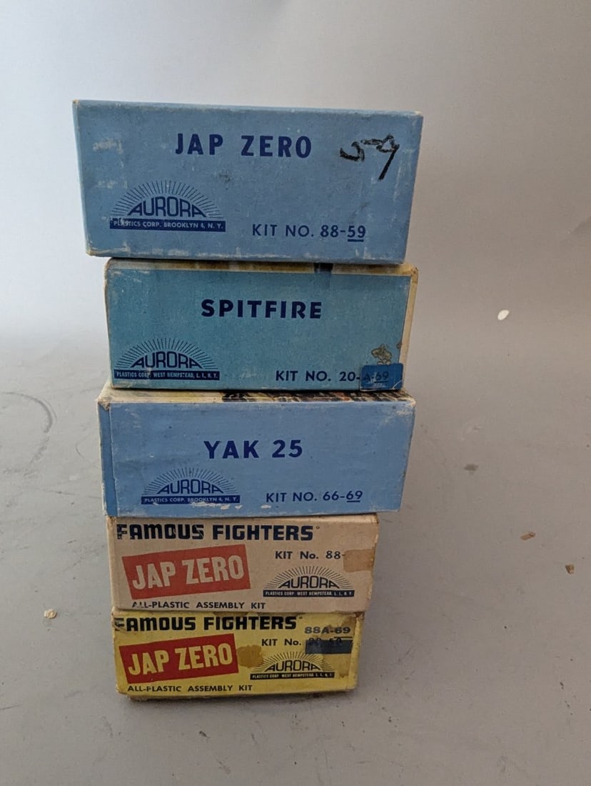 Aurora Famous Fighters Vintage Model Kit Collection Aircraft Models Spitfire Yak 25 Jap Zero - 2