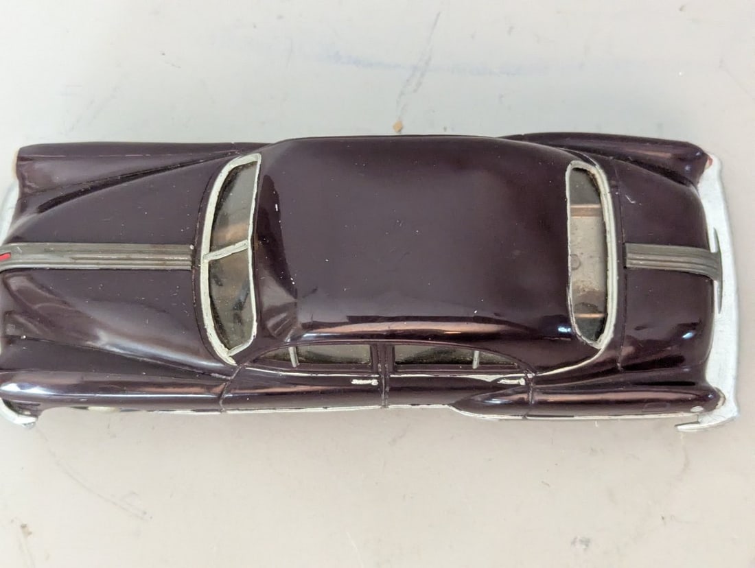 Ideal Toy Co 1949 Pontiac Streamliner Wind-Up Toy Car Classic Collector's Item - 5