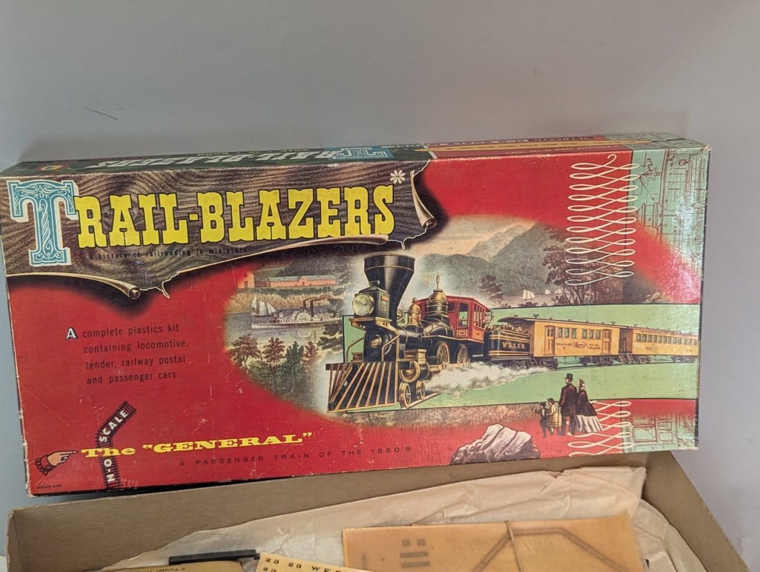 Vintage Trail-Blazers The General H-O Scale Model Train Kit Advance Molding: **Important** Please read below description on how to avoid high shipping costs. Get your hands on this rare Vintage Trail-Blazers 'The General' H-O Scale Model Train Kit. Measuring 14 x 6 1/2 x 2