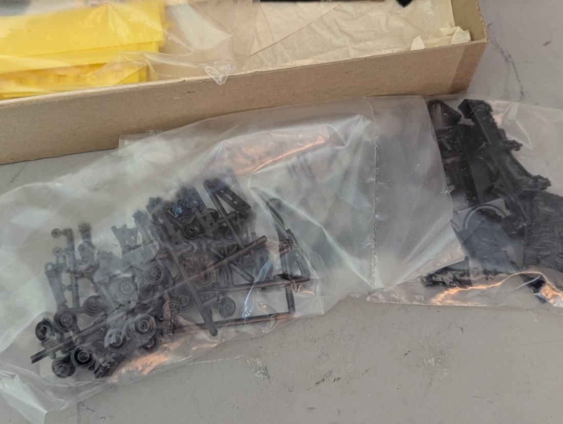 Vintage Trail-Blazers The General H-O Scale Model Train Kit Advance Molding - 4